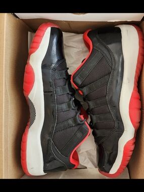 Jordan 11 Low Bred OG Box 7Y (8.5W)